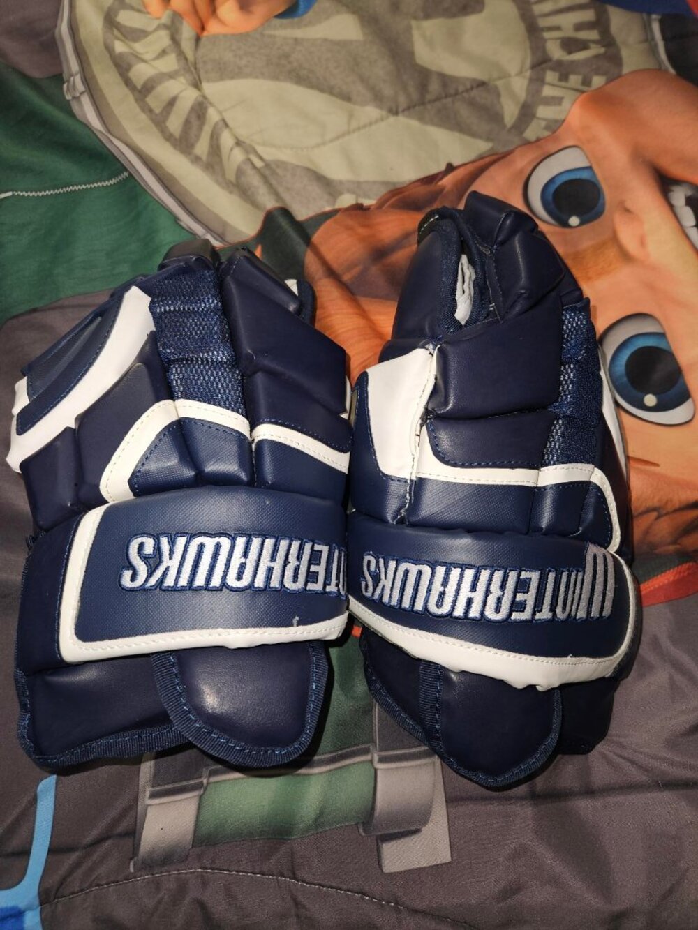 RYR Winterhawks Ice Hockey 5 Finger Gloves Sz 14"